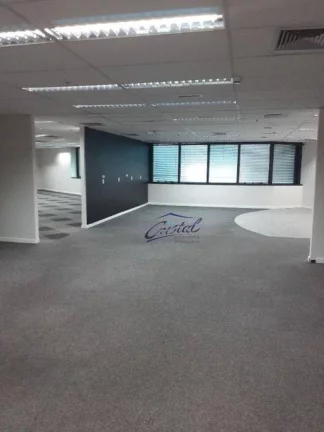 Imagem Conjunto 775 m² 13 banheiros 21 vagas 775 m²área útil 1.772 m²área total