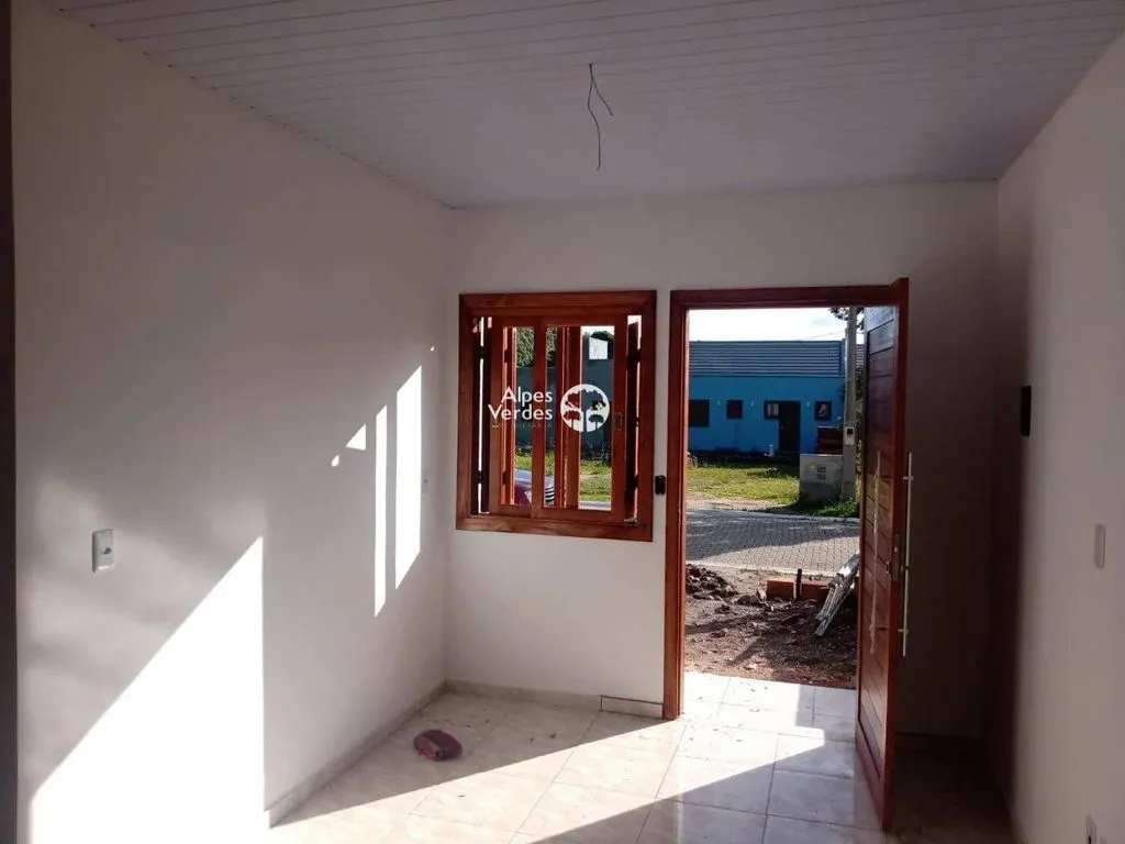 Imagem Vende-se Casa no São Lucas 10 minutos da Catedral de Pedra - Canela-RS