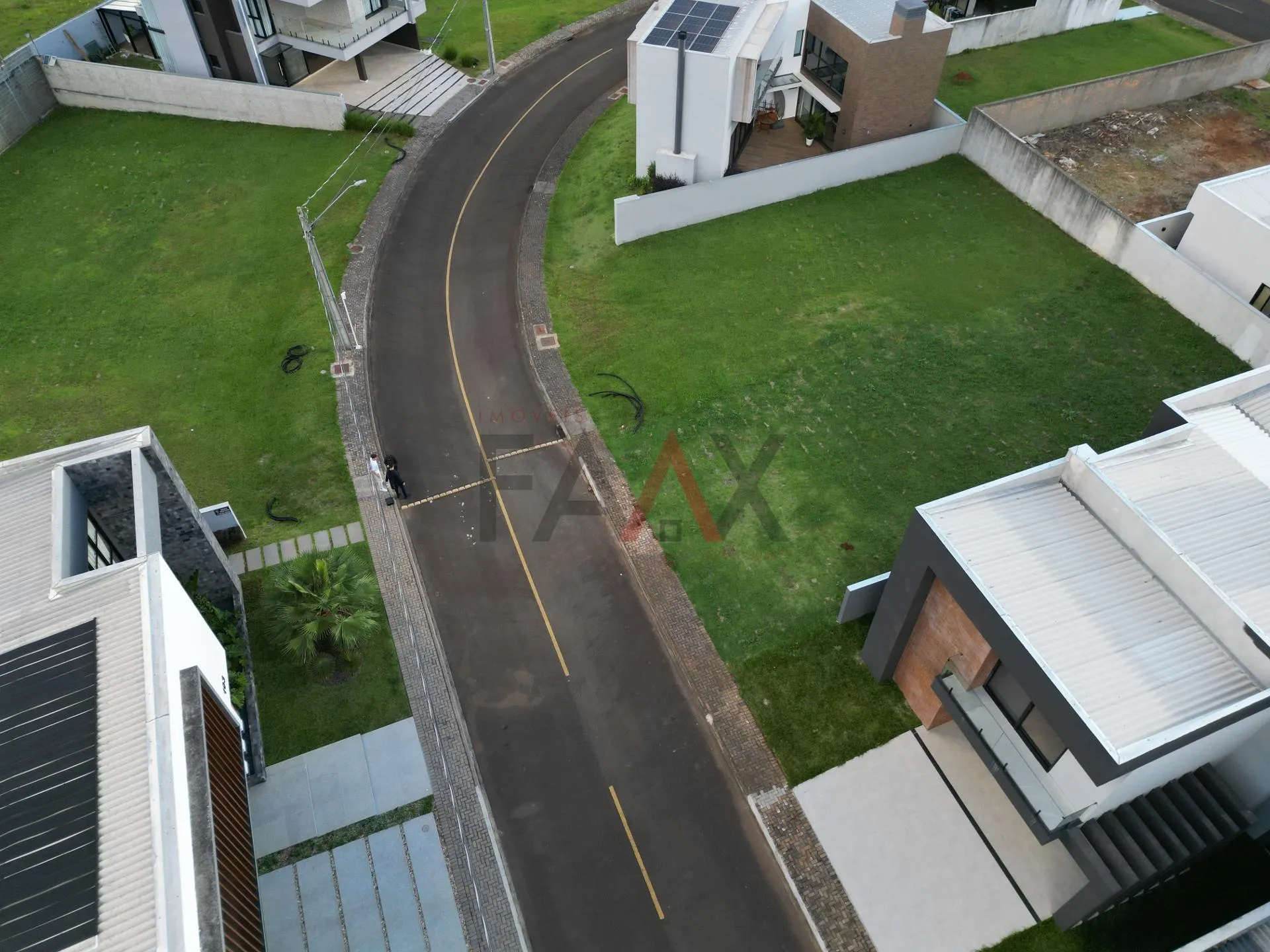 Imagem Terreno à venda no Villaggio Firenze com 300m em Guarapuava PR