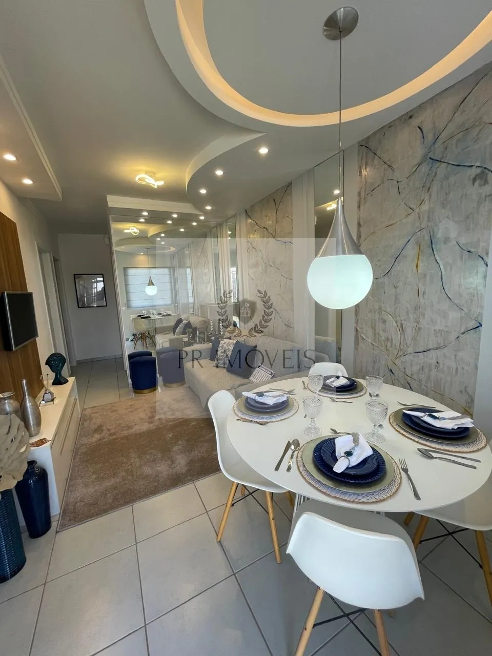 Foto do imóvel Casa à venda em localização privilegiada de 2 quartos, 1 sala, 1 banheiro, 1 vaga de garagem, 50,52 m² de área.