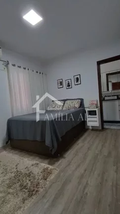 Imagem APARTAMENTO SEMIMOBILIADO COM 1 SUÍTE + 2 QUARTOS NO FÁTIMA