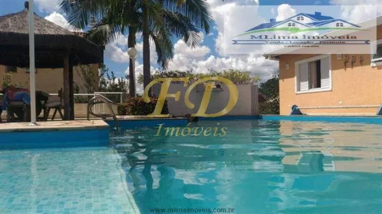 Imagem Casa de alto padrão em condomínio fechado em Atibaia