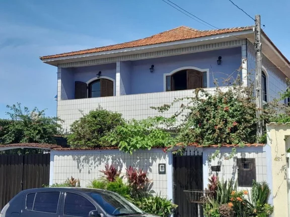 Imagem Sobrado com 3 dormitórios à venda, 199 m² por R$ 1.200.000,00 - Mirim - Praia Grande/SP