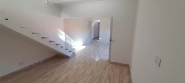 Imagem Casa à venda 3 Quartos, 2 Suites, 3 Vagas, 210M², Jardim Hípica Pinheiro, Taubaté - SP