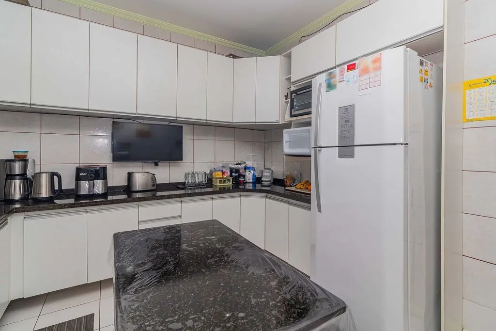Imagem Casa de 3 dormitórios à venda Bairro Rubem Berta - Porto Alegre