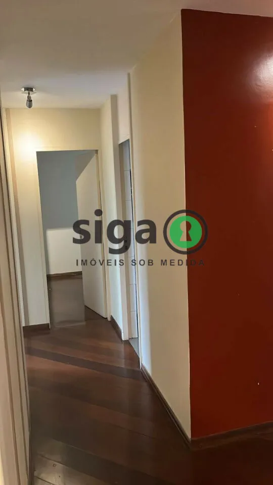 Imagem Apartamento com 3 dormitórios e 2 vagas no Edifício Coronet I e II.