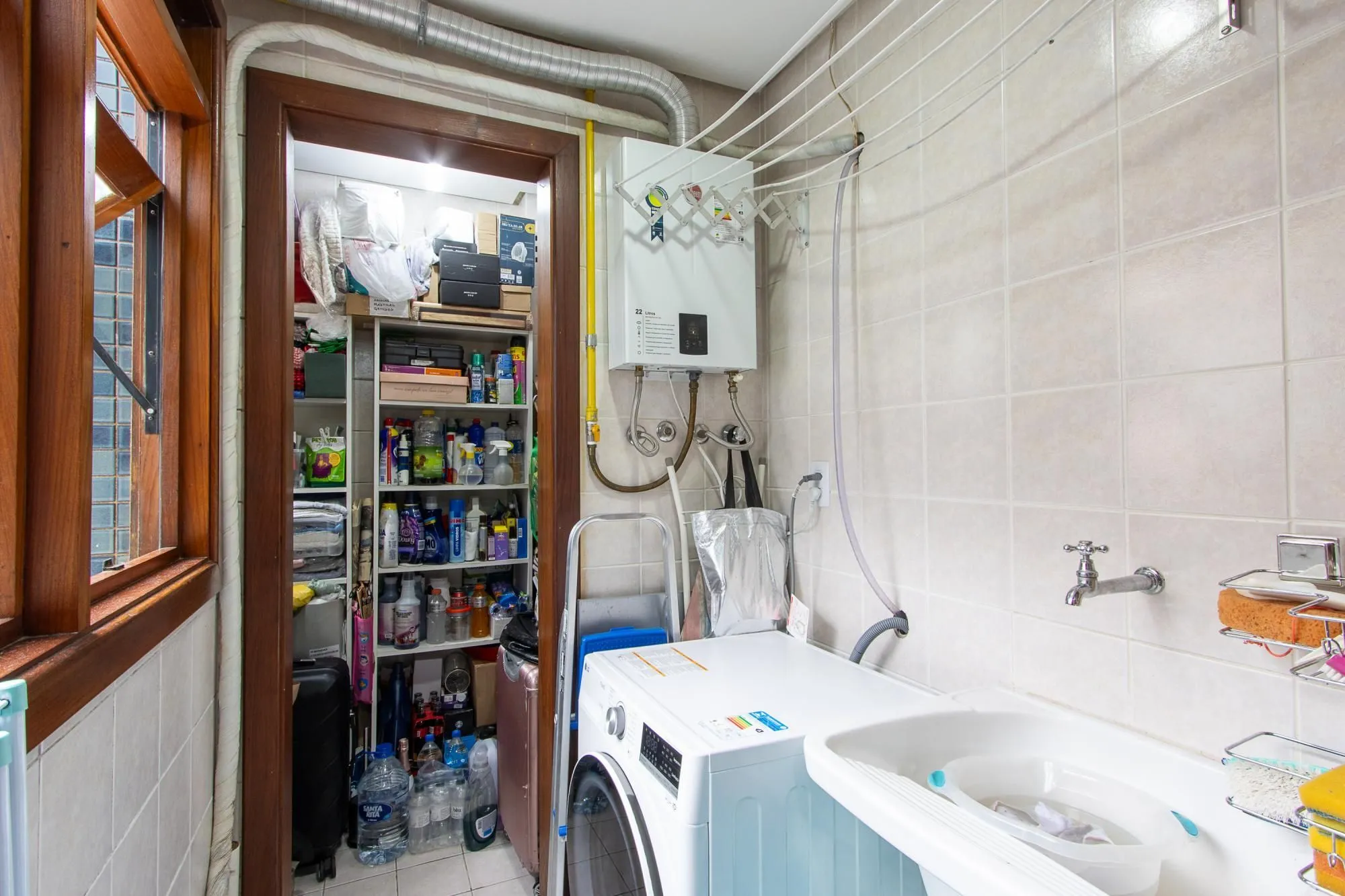 Imagem Apartamento de 3 dormitórios, 1 suíte e 3 vagas no bairro Ipanema.