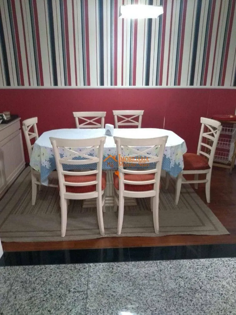 Imagem Sobrado com 3 dormitórios à venda, 191 m² por R$ 780.000,00 - Jardim Santa Clara - Guarulhos/SP