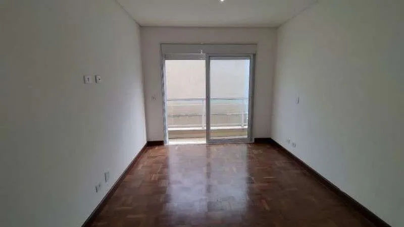 Imagem Casa à Venda em Alphaville, Santana de Parnaíba - SP