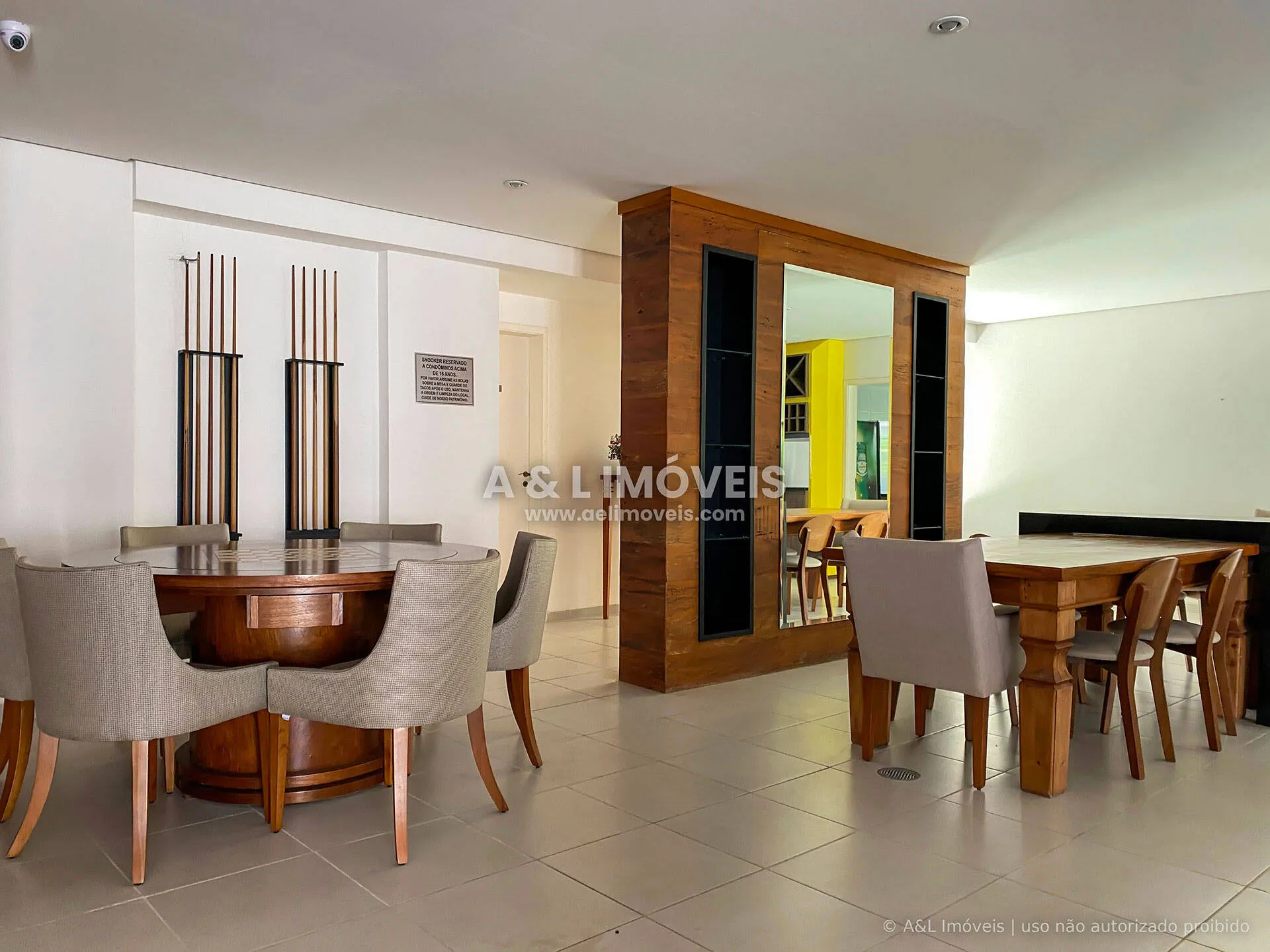 Imagem Cobertura Duplex Capivari | 294 m², Lareira, 3 Suítes, Mobiliada