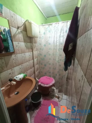 Imagem Imóvel com anexo + 2 apartamentos
