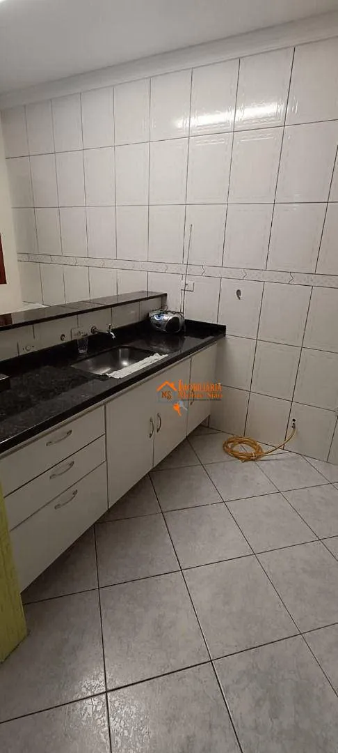 Imagem Sobrado com 2 dormitórios para alugar, 90 m² por R$ 2.500,00/mês - Jardim Tranqüilidade - Guarulhos/SP