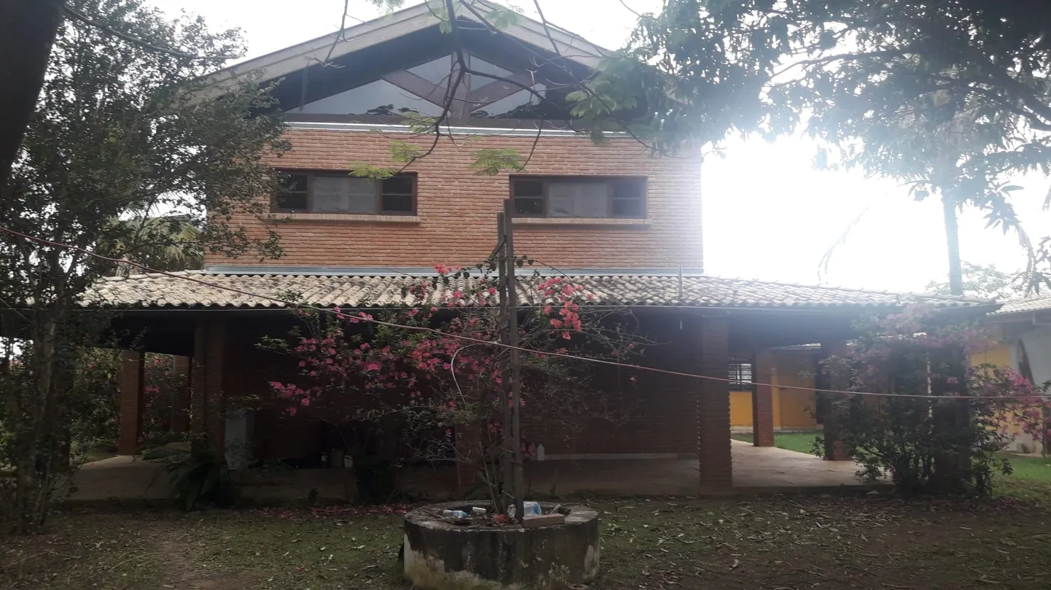 Foto do imóvel Casa à venda 3 Quartos, 4 Vagas, 3000M², Parque Lago Azul, Pindamonhangaba - SP