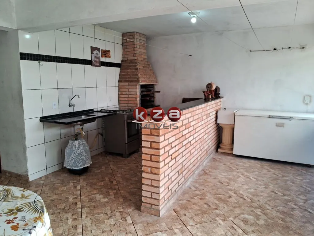 Imagem Excelente oportunidade! Casa à venda em Valinhos-SP, bairro São Cristovão: 3 quartos, 1 suíte, 2 salas, 3 banheiros, 3 vagas de garagem, 200 m².