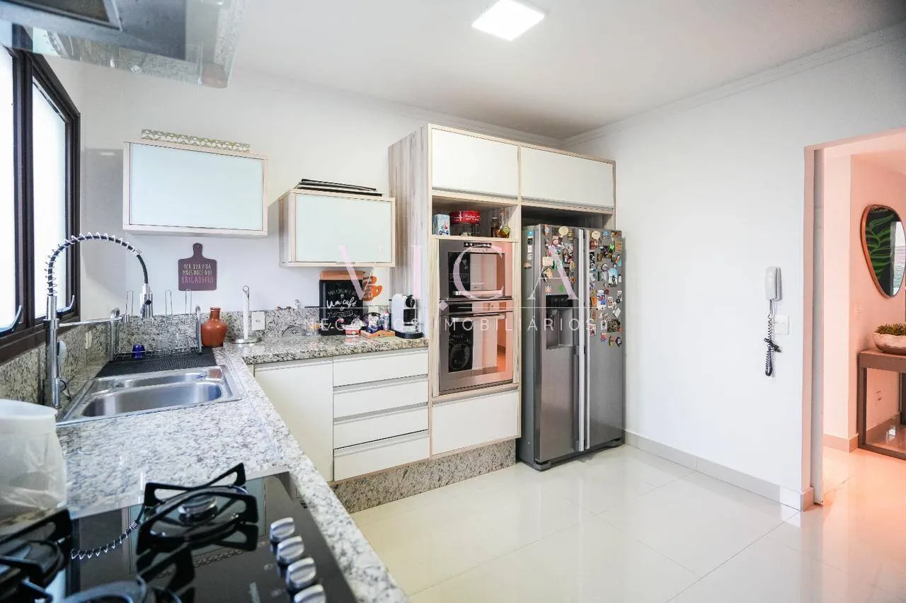 Imagem Casa com 3 dormitórios, 180m² a venda por R$ 2.300.001 - Tamboré Alphaville