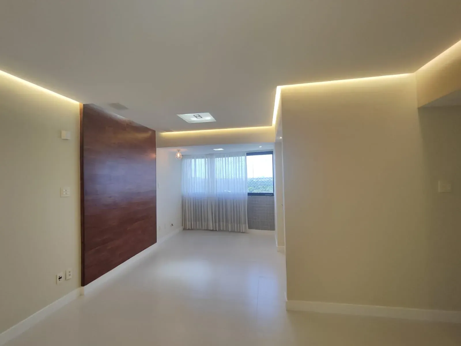 Foto do imóvel: Apartamento com 3 Quartos para Alugar, 84 m² em Avenida Professor Manoel Ribeiro, nº 1361. Stiep, Salvador - BA