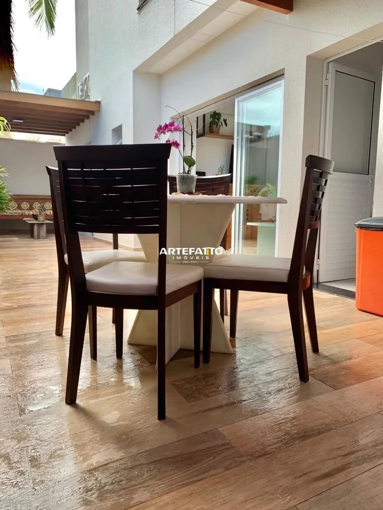Imagem Apartamento à venda em Ubatuba, Centro, com 2 quartos, 116m2