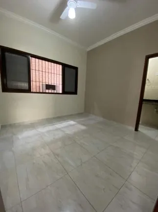 Imagem Casa com 3 Quartos à Venda, 120 m² em Caiçara - Praia Grande