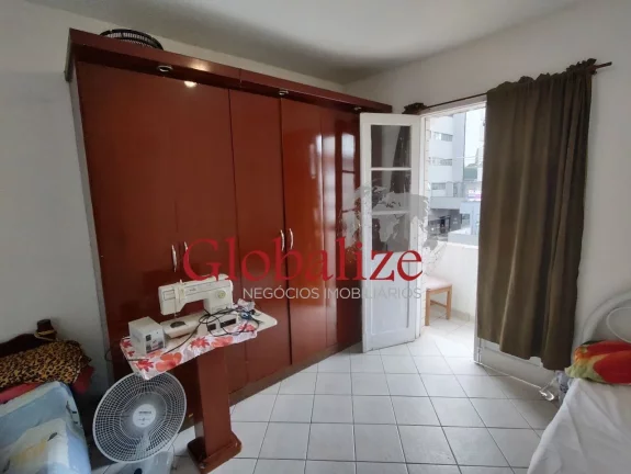 Imagem Apartamento à venda com 2 dormitórios no bairro da Encruzilhada em Santos por R$ 330.000,00