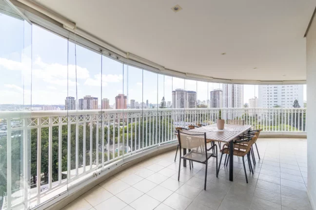 Imagem Apartamento à venda em São Paulo, Vila Sofia, com 4 quartos, 247m2
