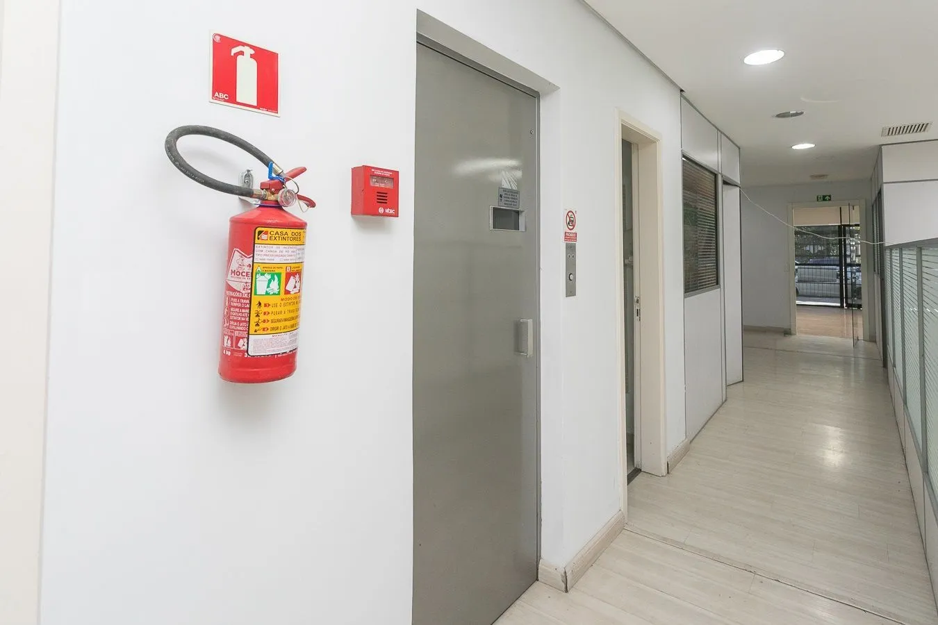Imagem PRÉDIO COMERCIAL na Rua Cel. Bordini Bairro Auxiliadora - Porto Alegre