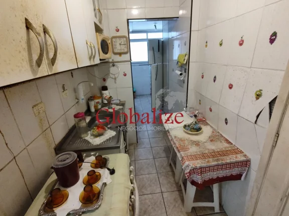 Imagem Apartamento com 2 Quartos e 2 banheiros à Venda na avenida da praia do Gonzaga em Santos (SP) por R$.635.000,00