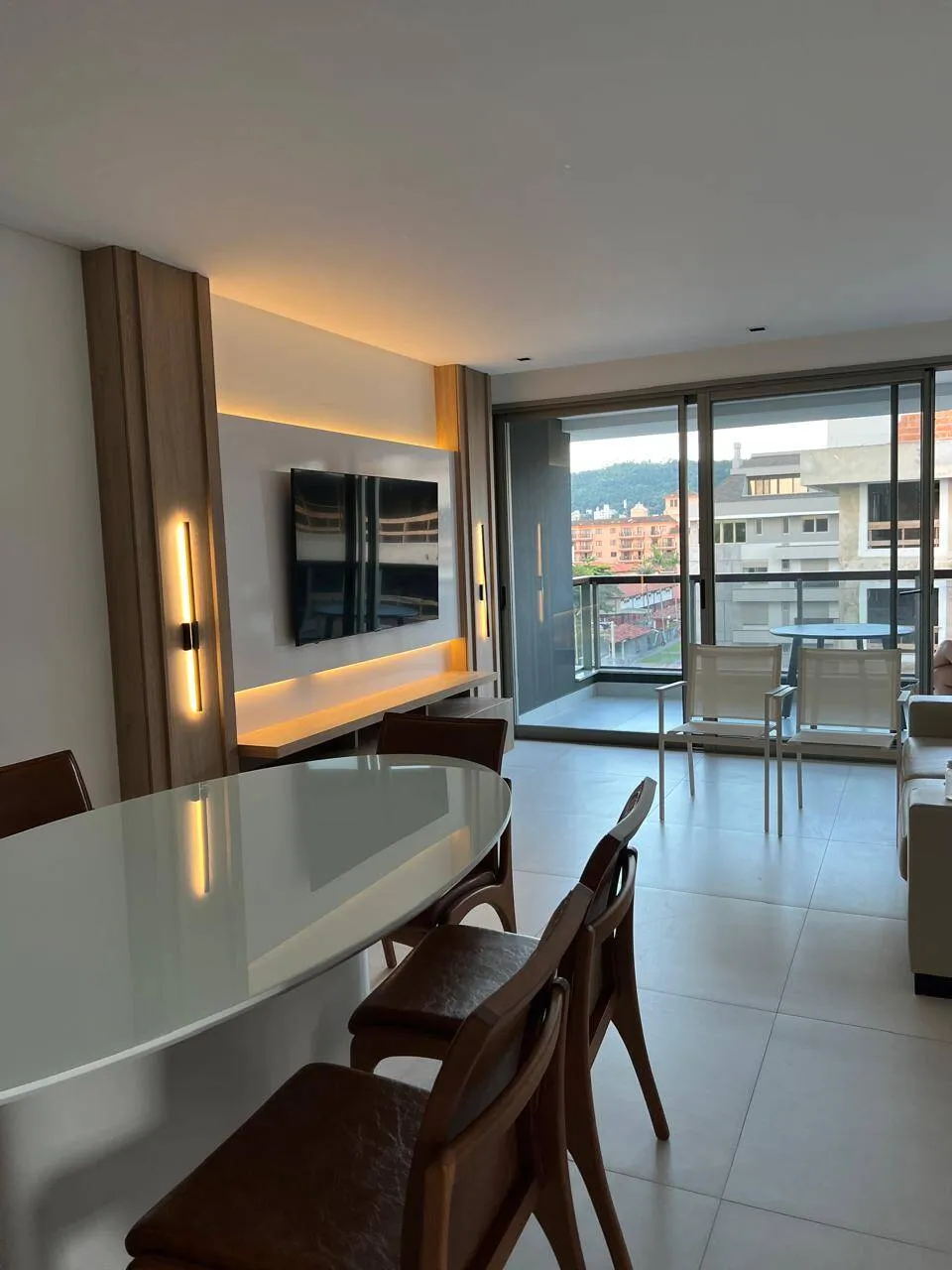 Imagem Royal Classic Jurerê Duplex Exclusivo com 3 Suítes para Locação Anual