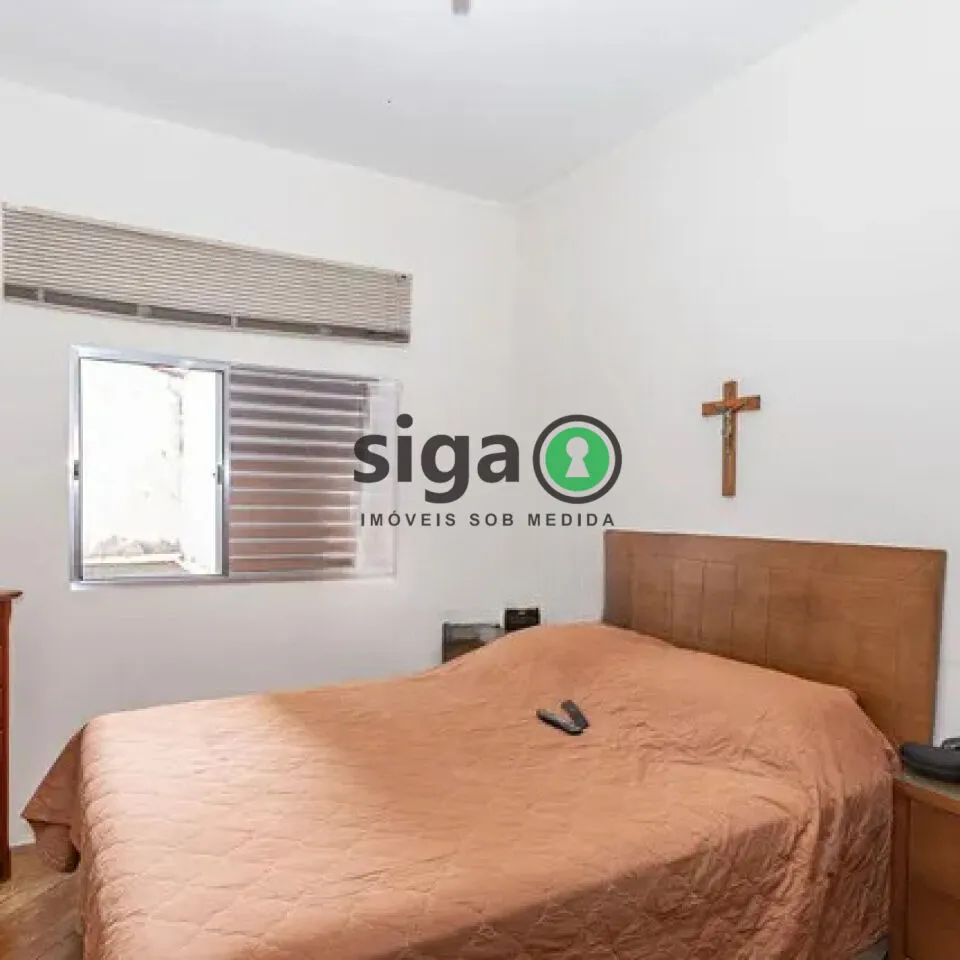 Imagem Casa na Vila Mariana com varanda e localização estratégica perto do metrô.