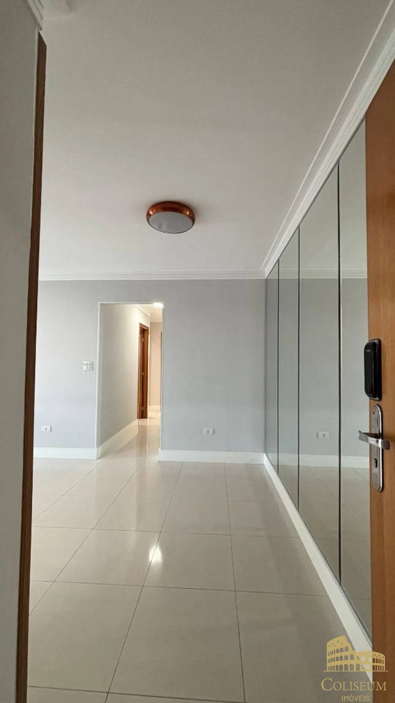 Imagem Lindo Apto 2 Dorms c/1 Suíte, 2 Vagas, Lazer, Sacada envidraçãda