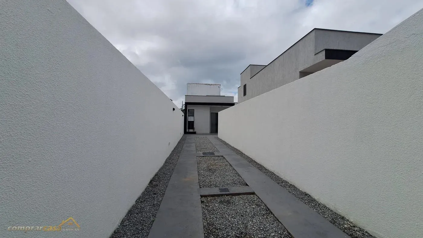 Imagem Casa para Venda em Cabo Frio / RJ no bairro Vila do Peró