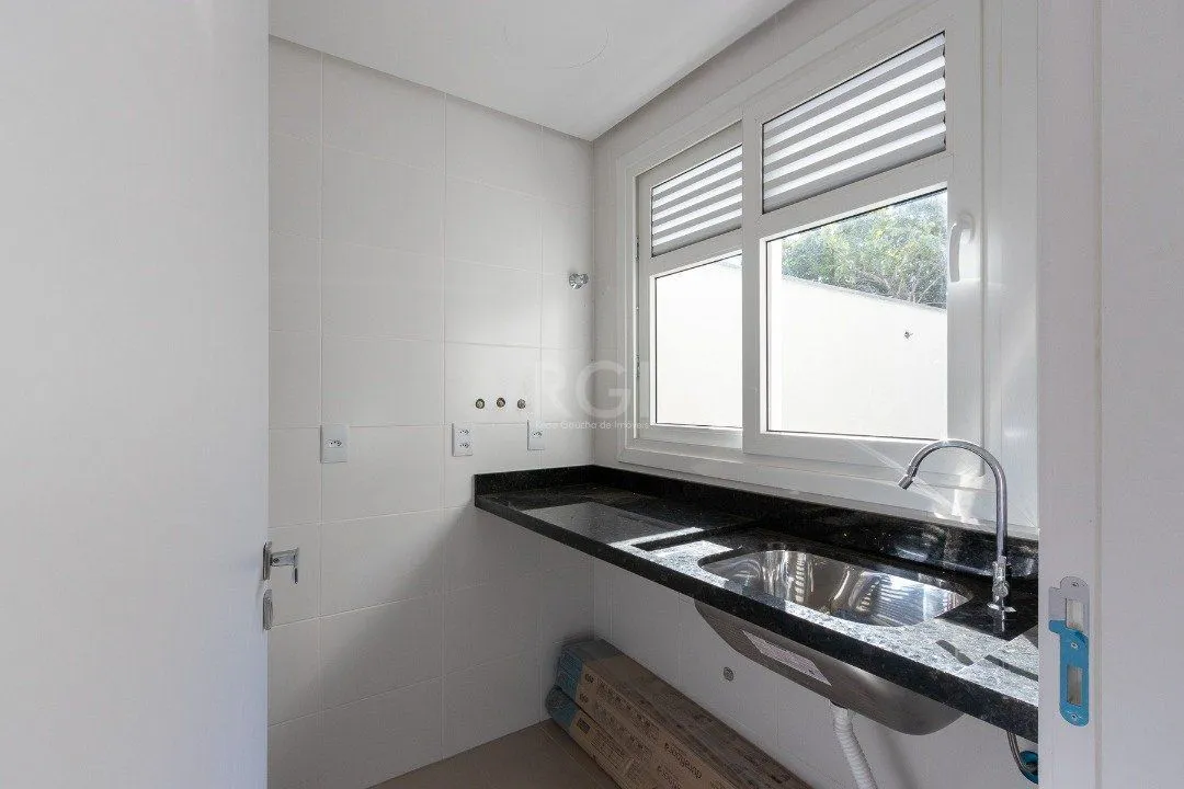 Imagem Casa Condominio para Venda - 306.18m², 3 dormitórios, sendo 3 suites, 3 vagas - Vila Assunção
