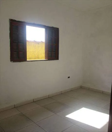 Imagem Casa com 2 Quartos à Venda, 80 m² em Itanhaém