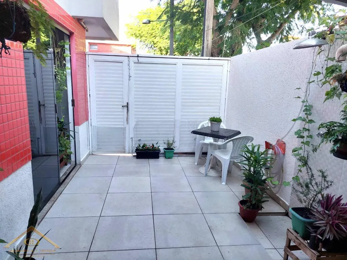 Imagem Apartamento para Venda em Cabo Frio / RJ no bairro Palmeiras