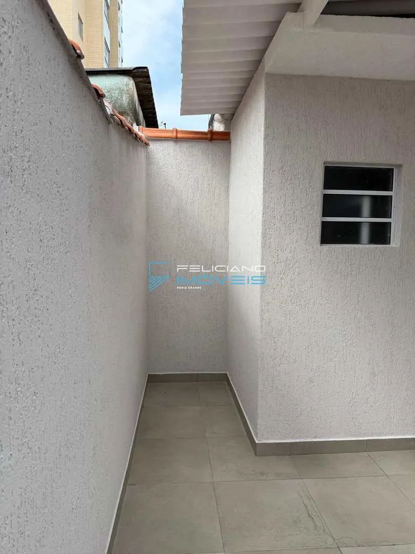 Imagem Casa com 2 quartos, Balneário Maracanã, Praia Grande - R$ 550 mil, Cod: 7152