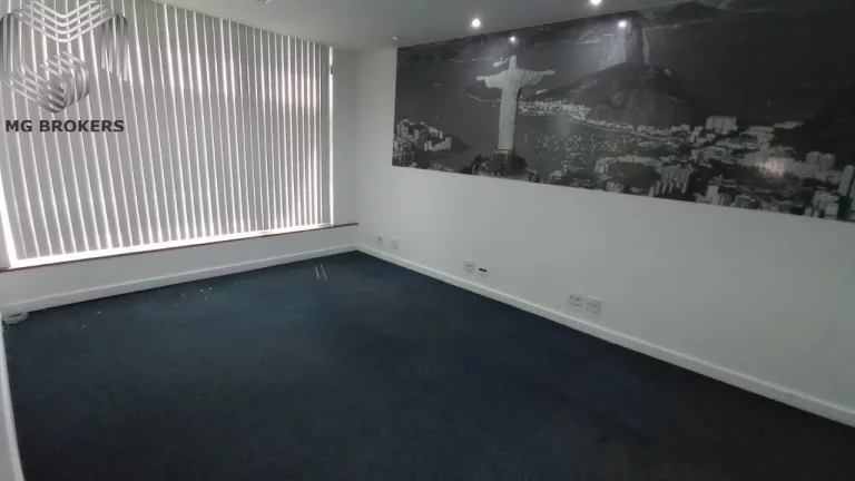 Imagem Oportunidade Imperdível: Sala Comercial de 120m² no Condomínio de Jacarepaguá, Rio de Janeiro-RJ!