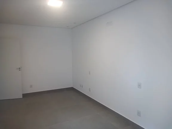 Imagem EXCELENTE IMÓVEL, Casa térrea 95m², três dormitórios, suíte, Cond. Fechado