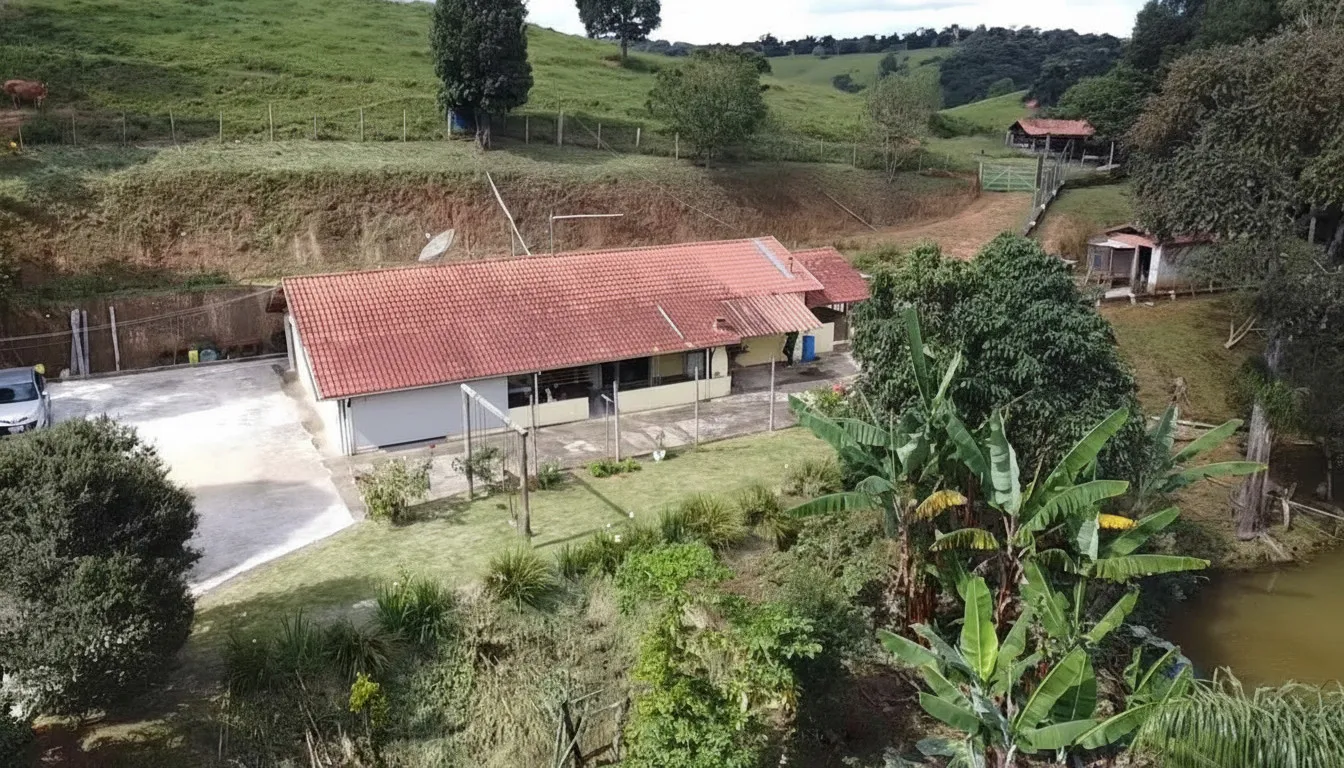 Imagem Sítio 4,17 ha à venda em Santana de Caldas, Caldas