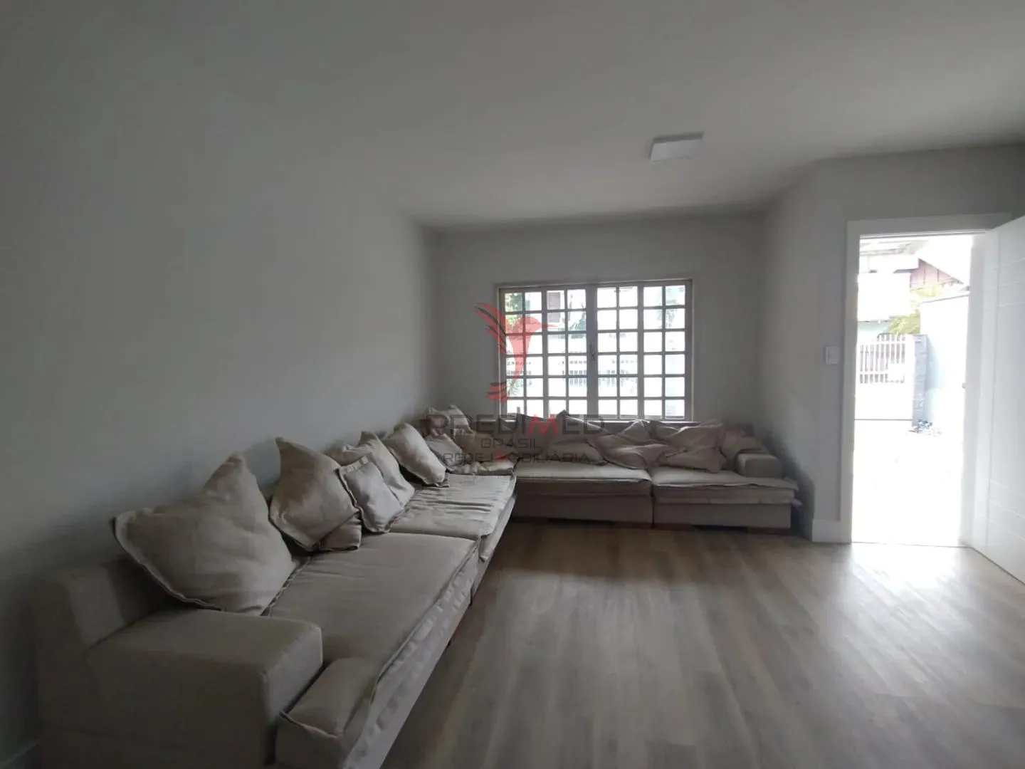 Imagem Casa em lote de 405 mts2 , área gourmet , Piscina .Praia dos Amores. Balneário Camboriú