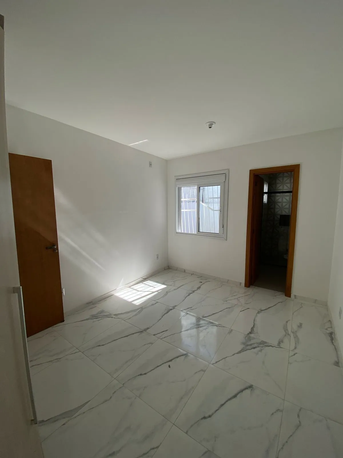 Imagem Linda Casa térrea de 2 Dormitórios sendo um suite Localizada no Ipanema Residence Park