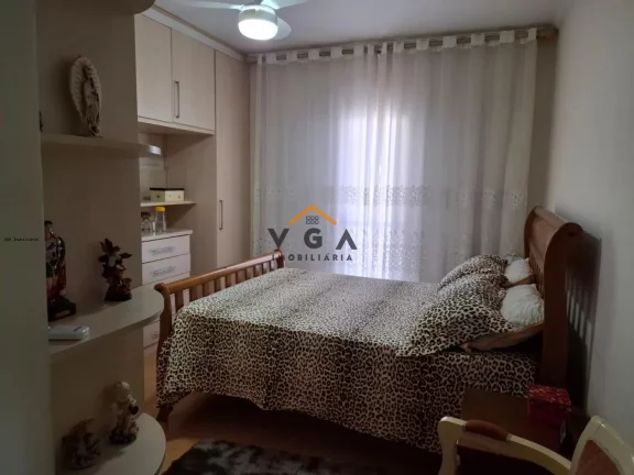 Imagem Sobrado para Venda em São Paulo, Jardim Textil, 3 dormitórios, 3 suítes, 4 banheiros, 4 vagas