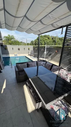 Imagem Casa em condomínio 100% Mobiliada, decorada, 04 quartos c/suítes, no Abranches em Curitiba PR