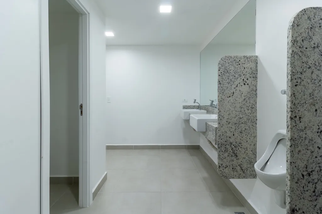 Imagem PONTO COMERCIAL em Curitiba - PR, Portão