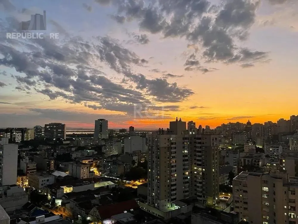 Imagem Oportunidade Imperdível! Apartamento de 2 Quartos na Cidade Baixa, Porto Alegre!