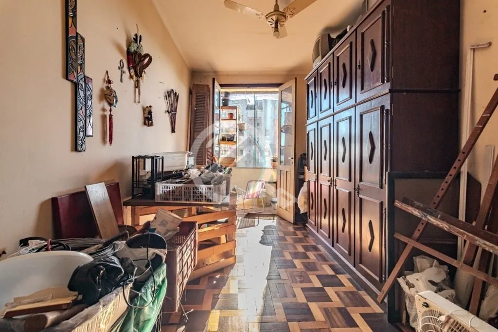 Imagem Apartamento à venda localizado na Avenida Farrapos, no bairro Floresta em Porto Alegre. Este imóve...