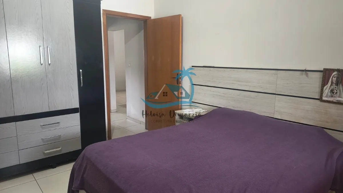Imagem Excelente imóvel para investidor no Perequê-açu a apenas 250m do mar: 02 casas térreas, entrada por ruas separadas