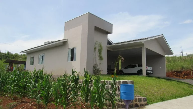 Imagem Casa para Venda em Concórdia, Centro, 3 dormitórios, 2 banheiros