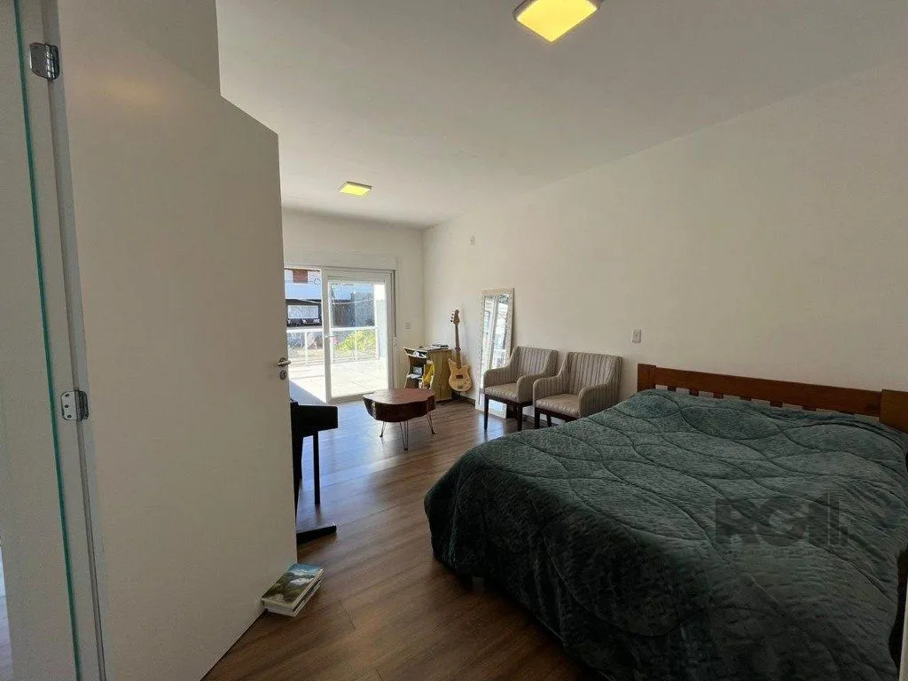 Imagem Casa Venda Cond Piscina 3 dorm suite - 225m², Hipica
