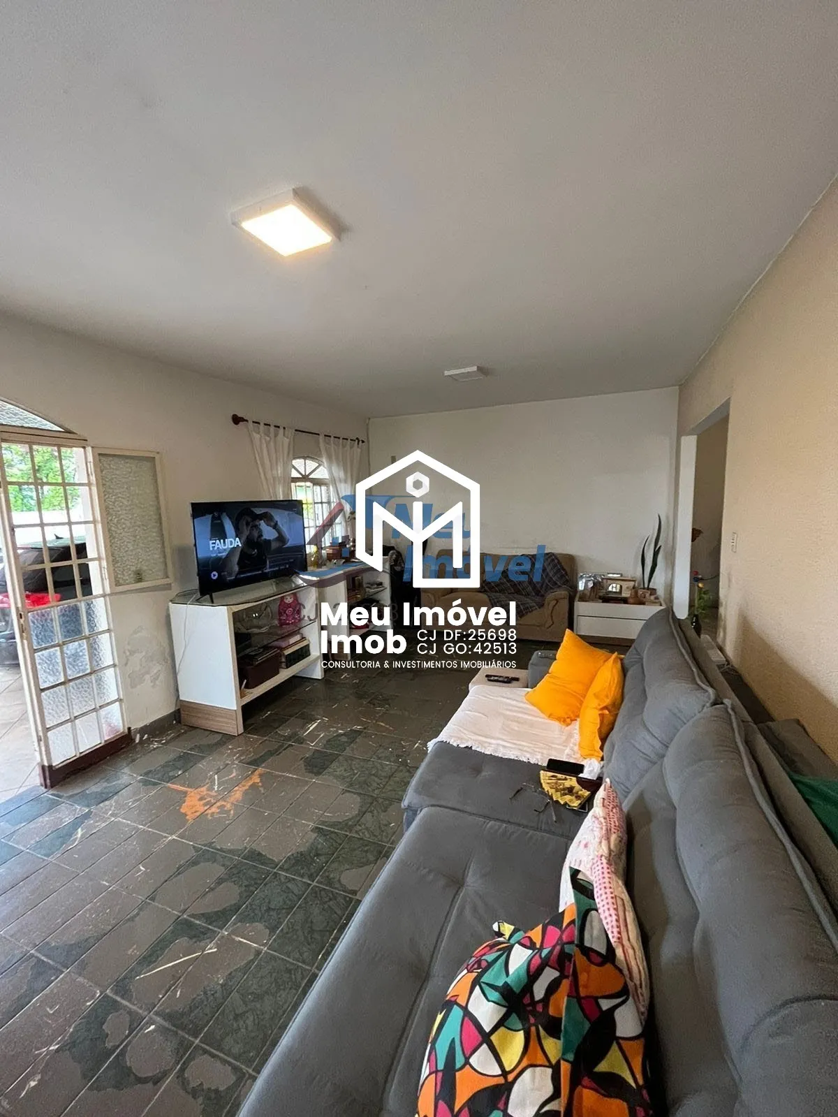 Imagem Casa 3 Quartos 2 Suítes 8 Vagas 800m² 100% Laje Escriturado