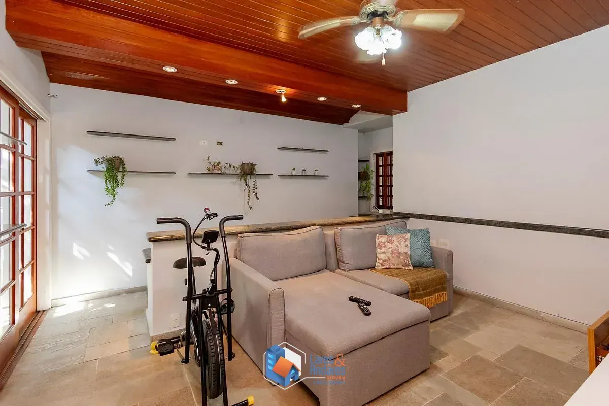 Imagem Casa para venda em Jardim dos Estados com 5 quartos, sendo 4 suítes, 530m²