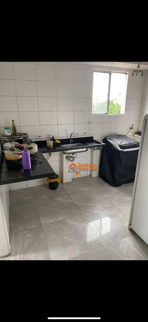 Imagem Apartamento com 2 dormitórios à venda, 46 m² por R$ 180.000,00 - Jardim Nova Cidade - Guarulhos/SP